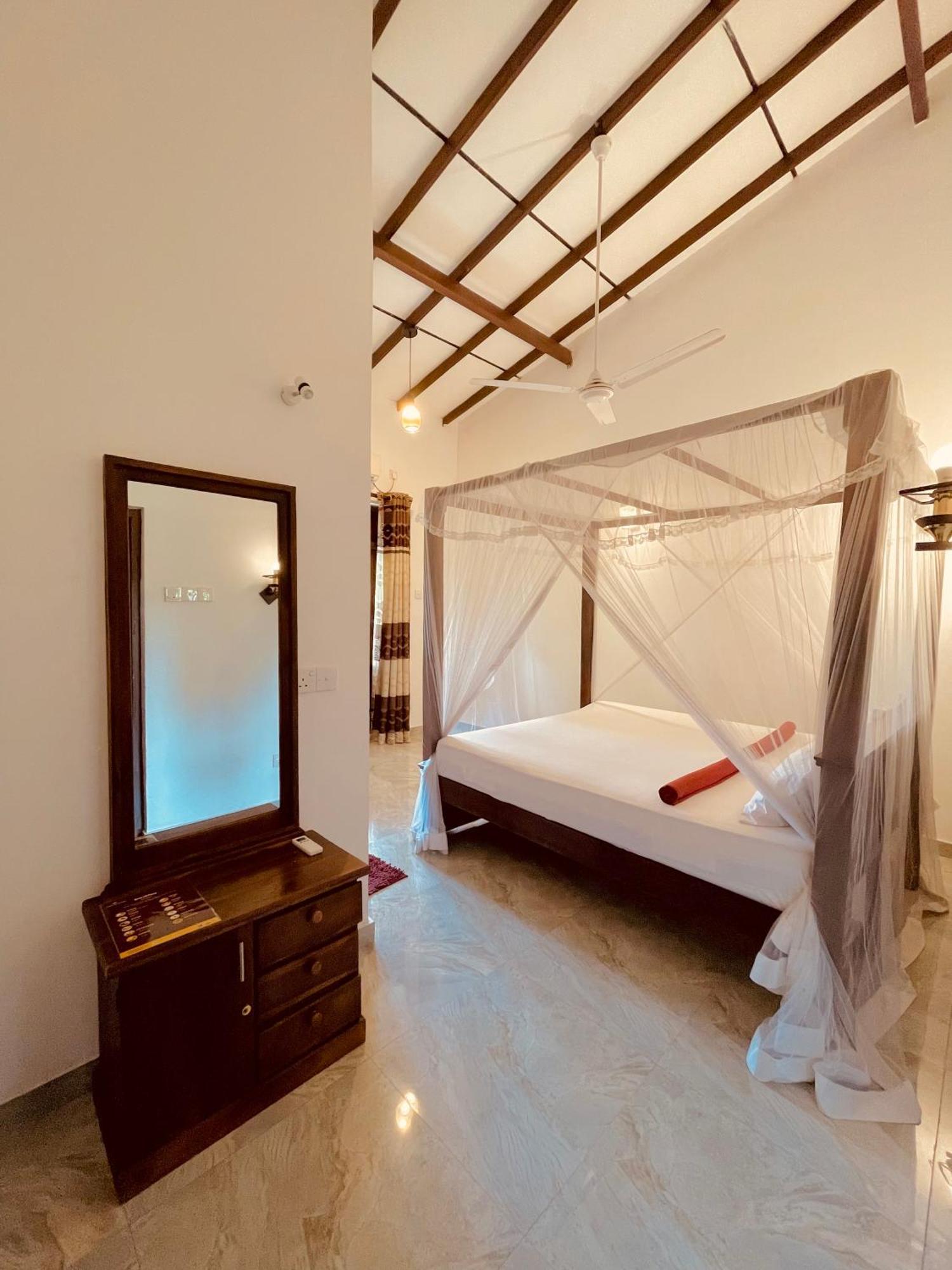 Riverwood Villa Weligama Rom bilde